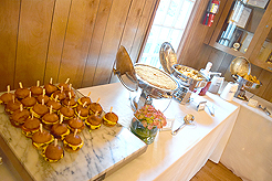 MI16 - THE MERCER ISLAND SWEET SIXTEEN